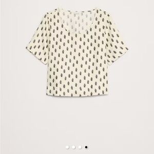 Banana Republic 100% Linen Cream and Black Patterned Blouse